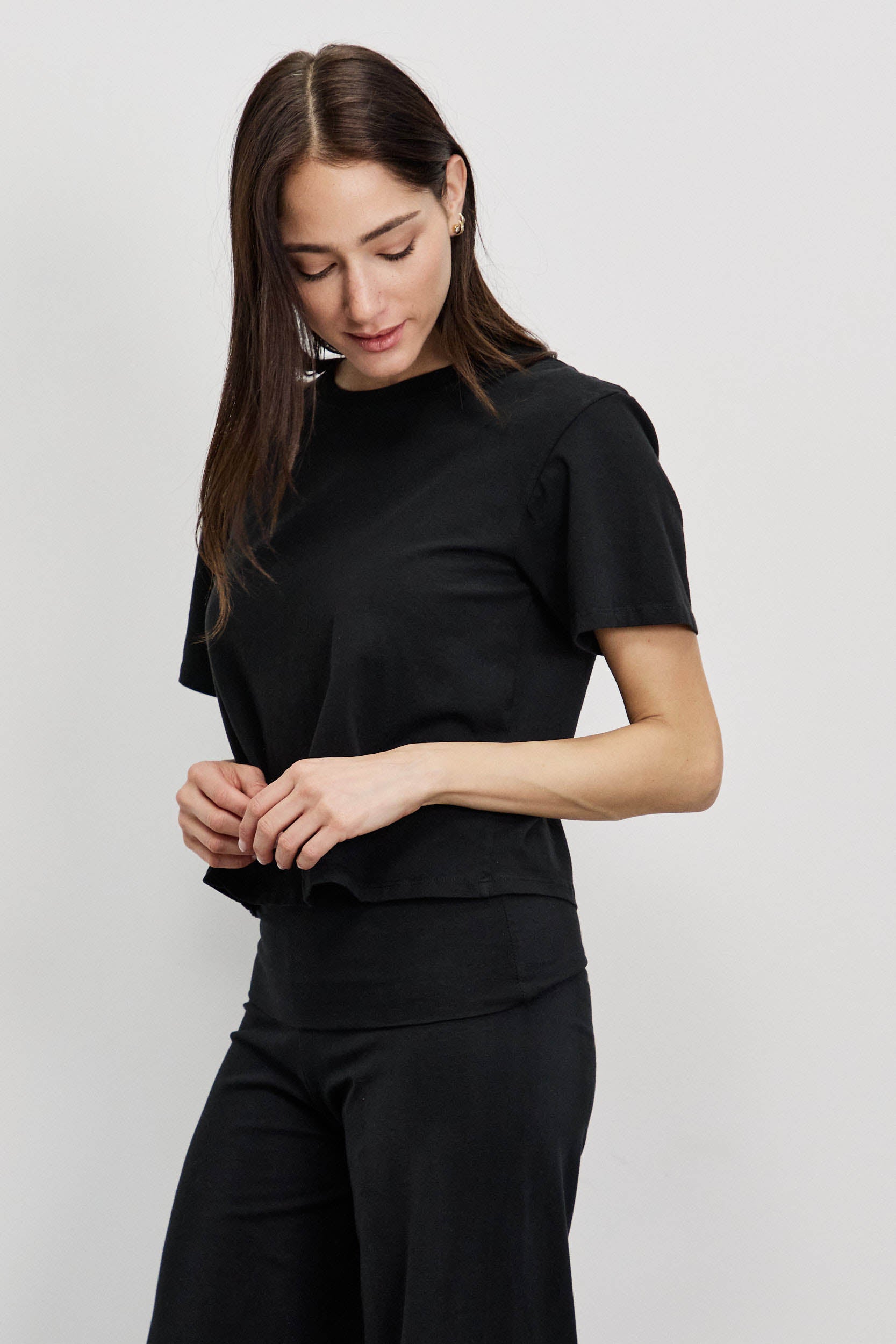 טישירט בייסיק ברנדי שחור