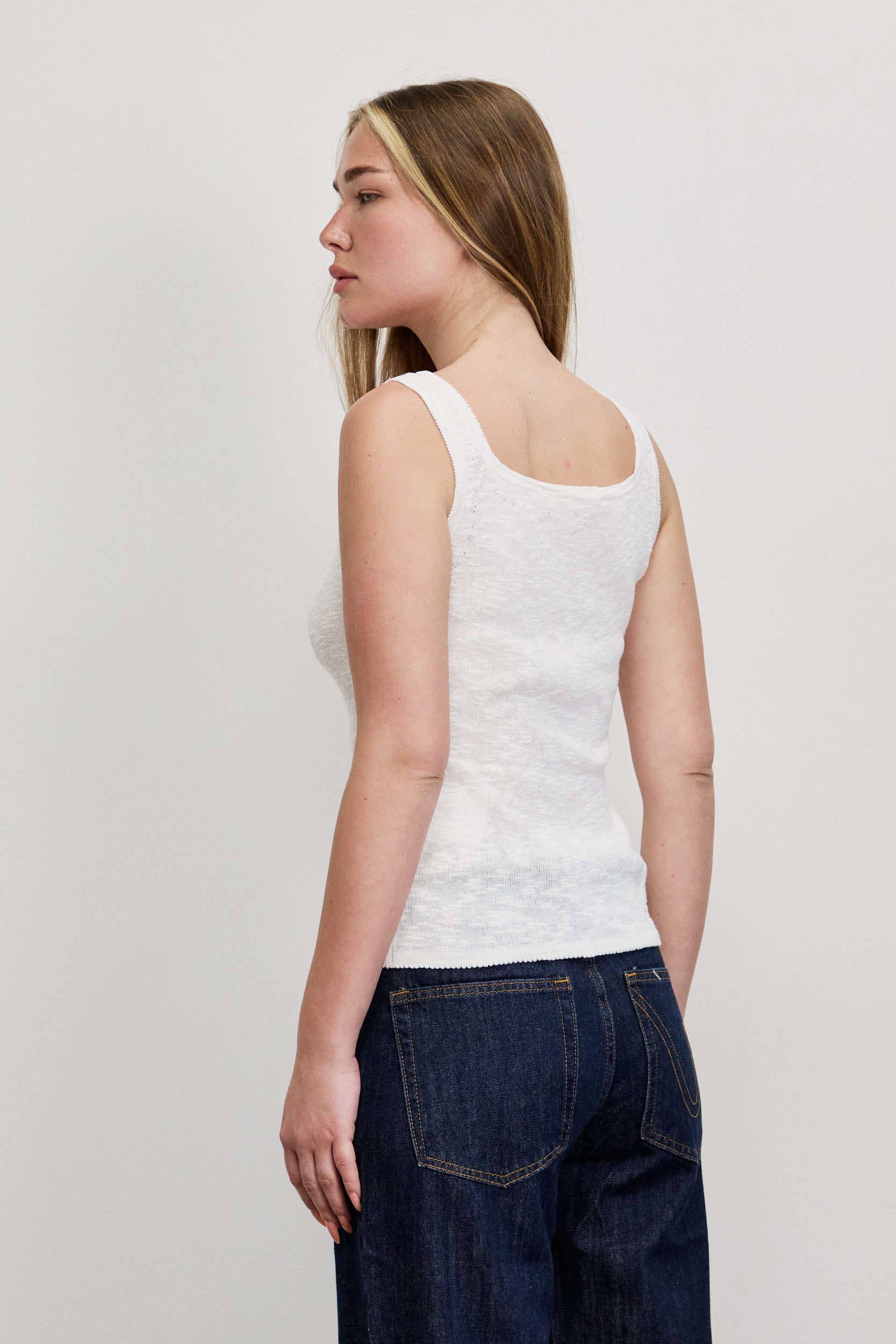 גופיית LEE KNITTERS TANK WHITE