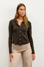 חולצה מכופתרת כותנה פולו חום