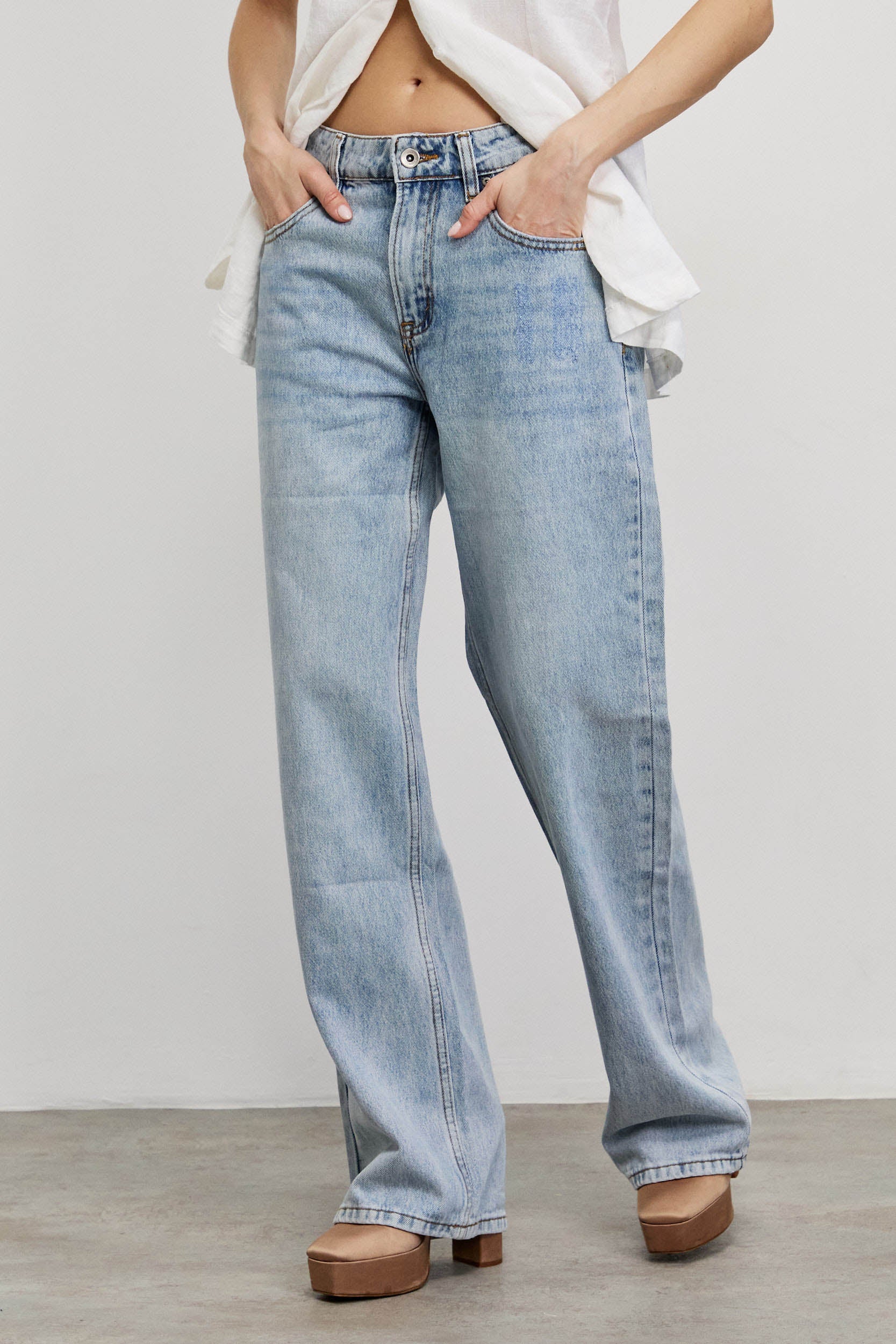 UTR ג'ינס JADE LIGHT BLUE