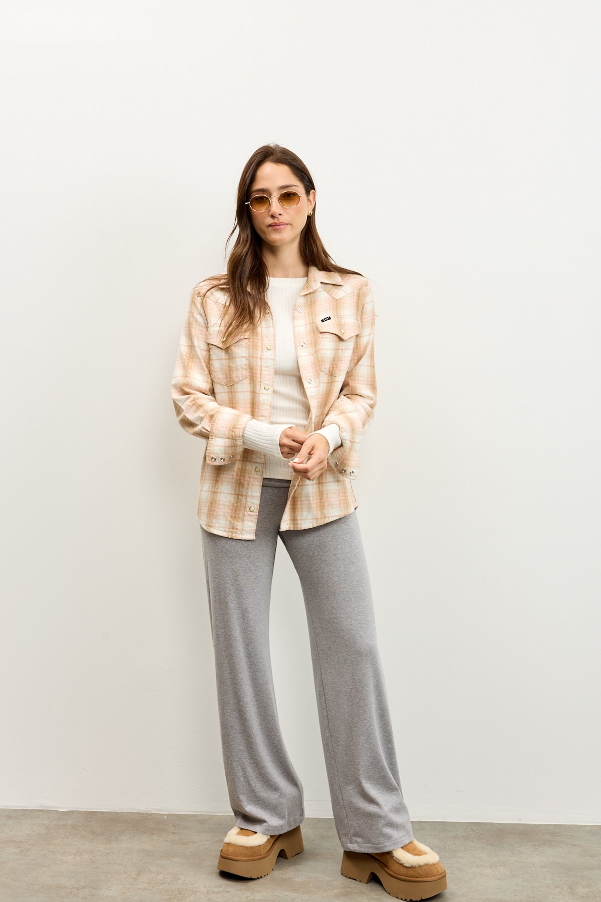 סריג ניקי ריב לבן