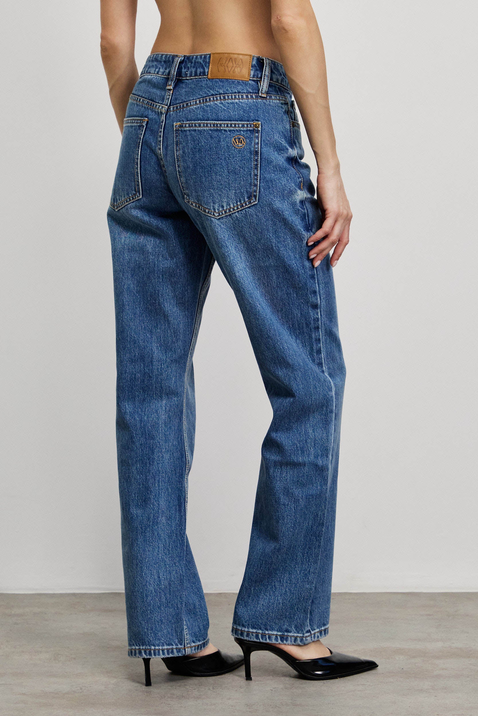 UTR ג'ינס VERONA MID WASH BLUE