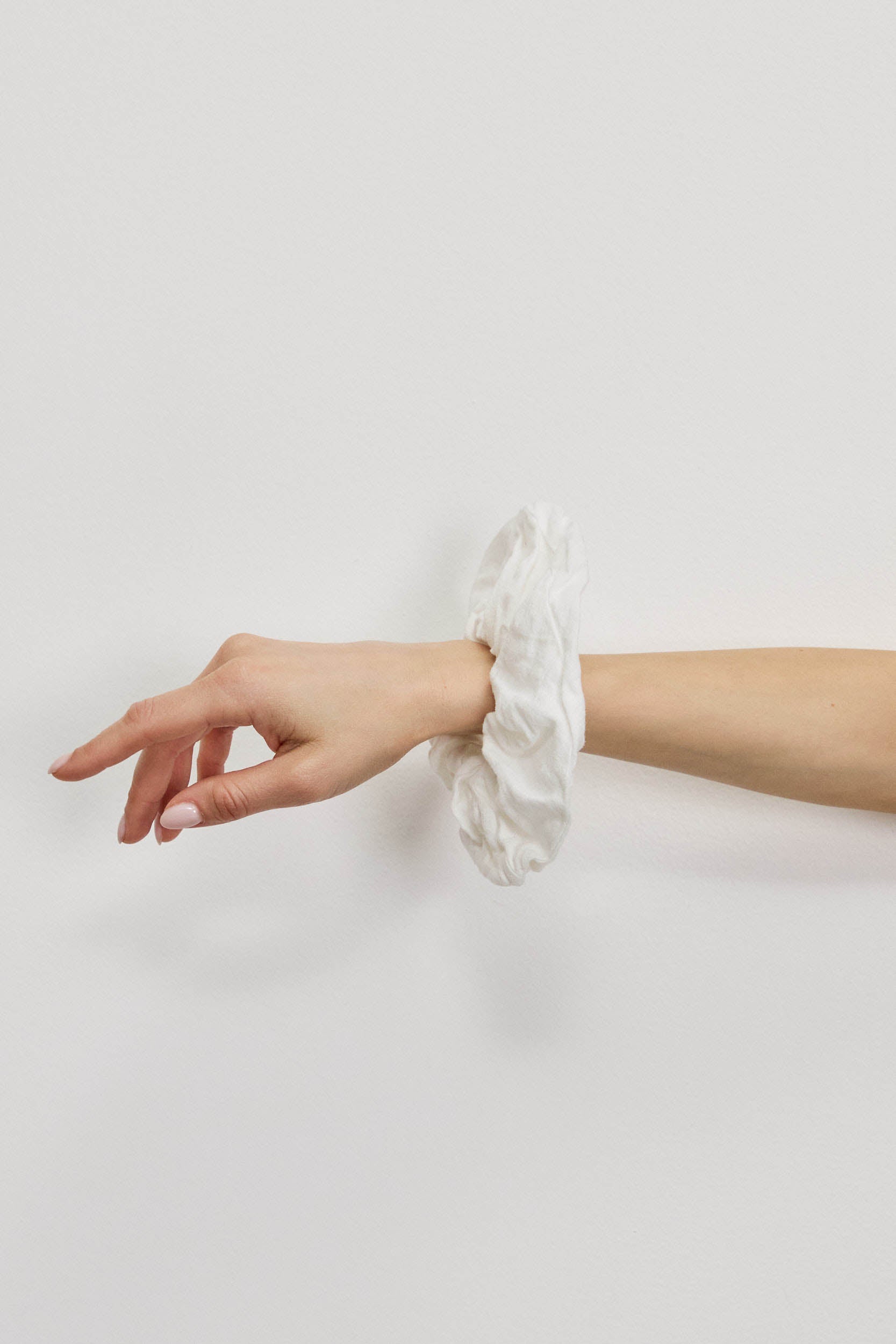 גומיית סקראנצי פשתן לבן