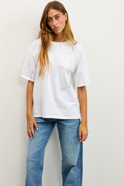 טישירט אוברסייז לני לבן