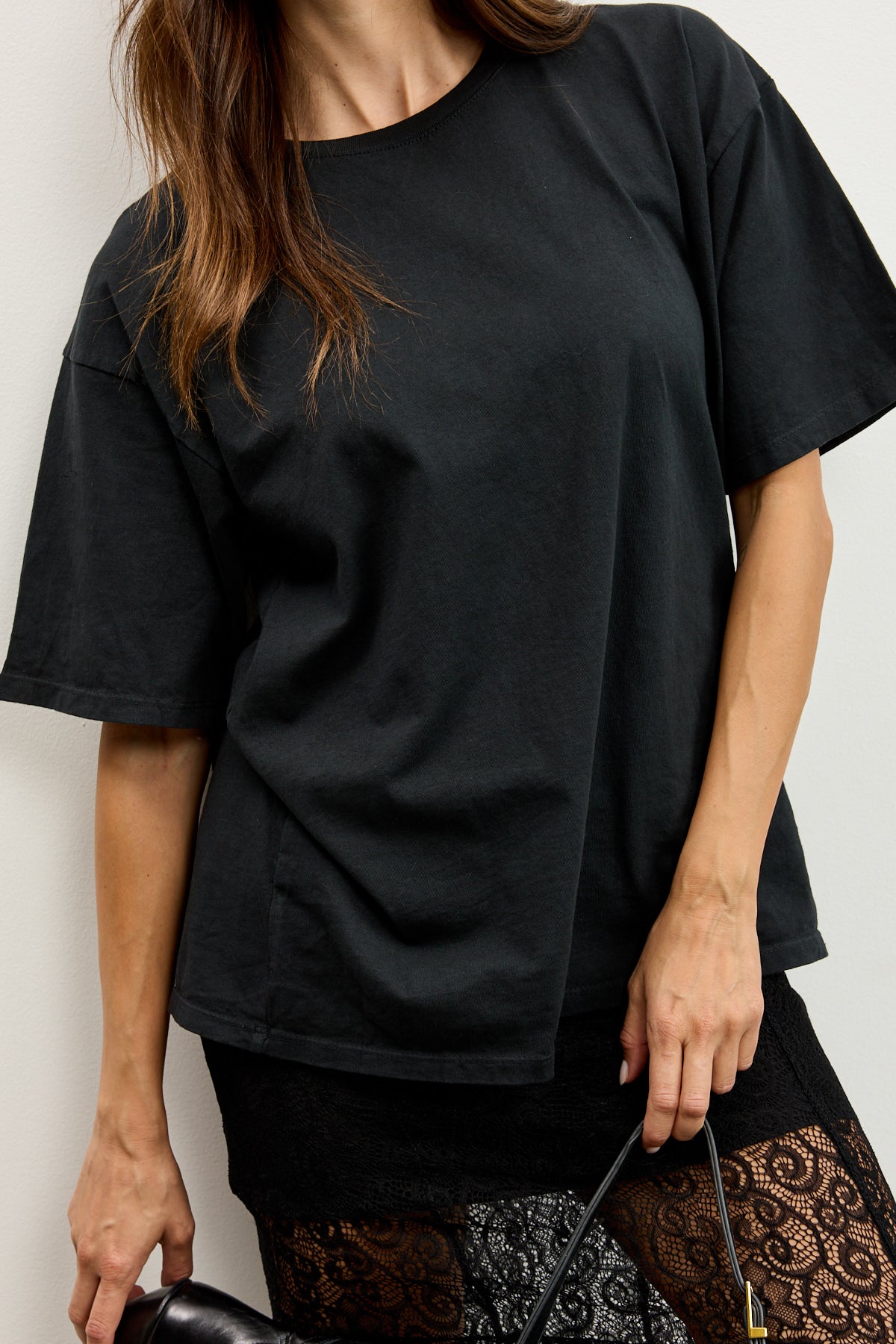 טישירט אוברסייז לני שחור