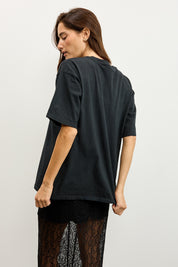 טישירט אוברסייז לני שחור