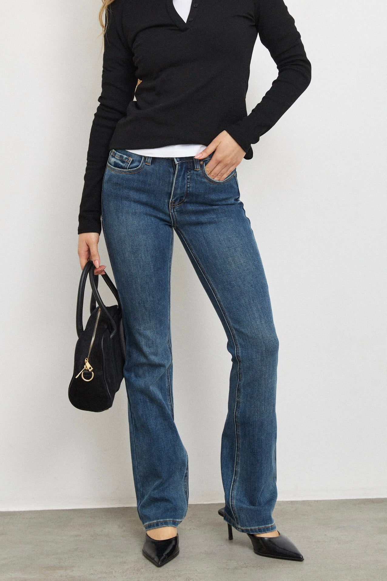 UTR ג׳ינס CORUNDUM MID WASH BLUE