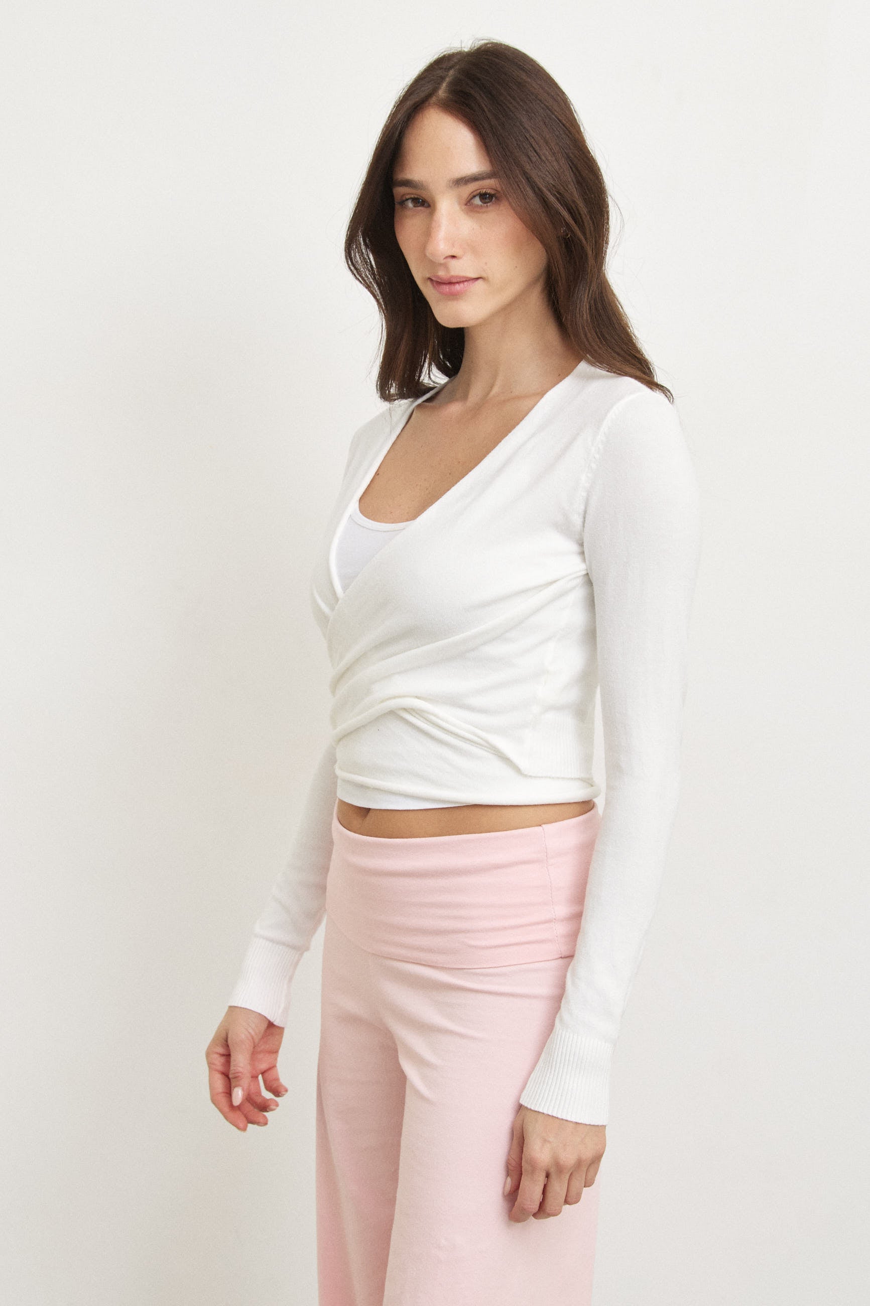 עליונית מעטפה סריג לבן