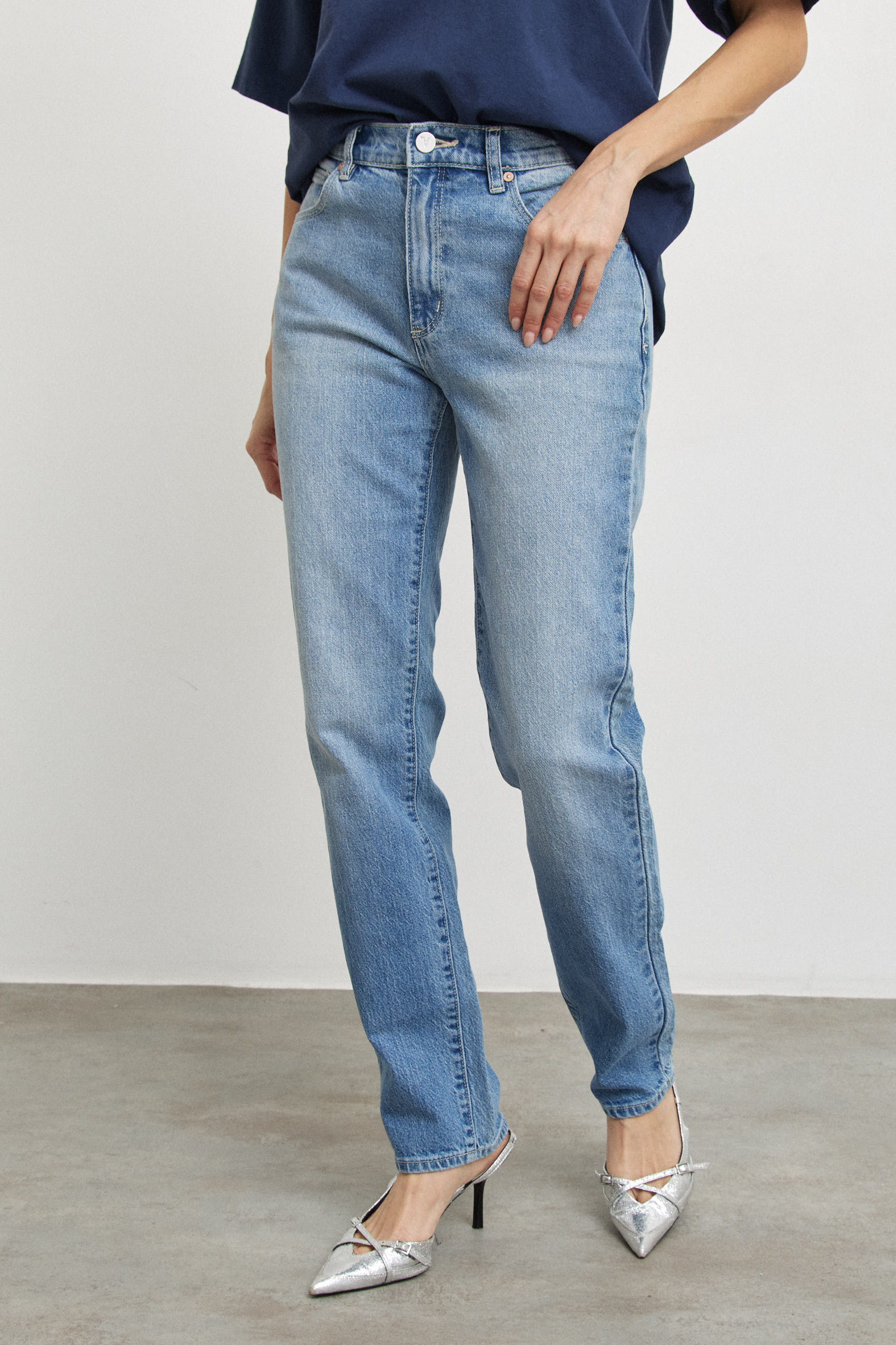 ABRAND ג׳ינס STOVEPIPE C 95 LEO