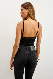 בגד גוף תחרה שחור