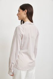 חולצה מכופתרת פסים בז