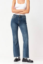 UTR ג׳ינס CORUNDUM MID WASH BLUE