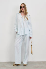 חולצת פשתן כותנה מכופתרת אוברסייז תכלת