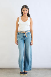 חגורת עור קלאסית בז