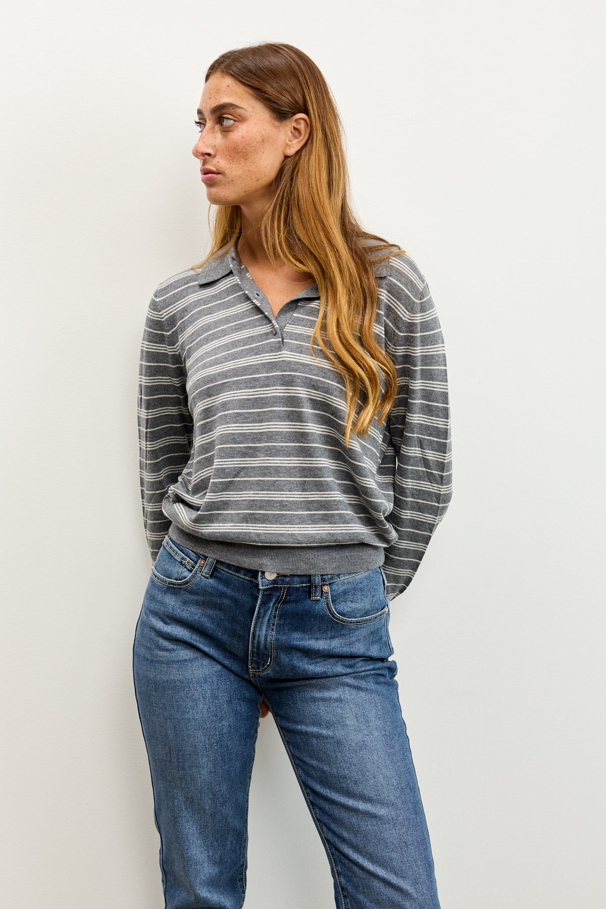 סריג פולו פסים אפור