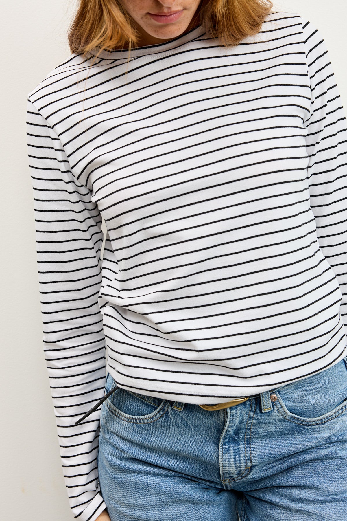 חולצת ניקי פסים שחור