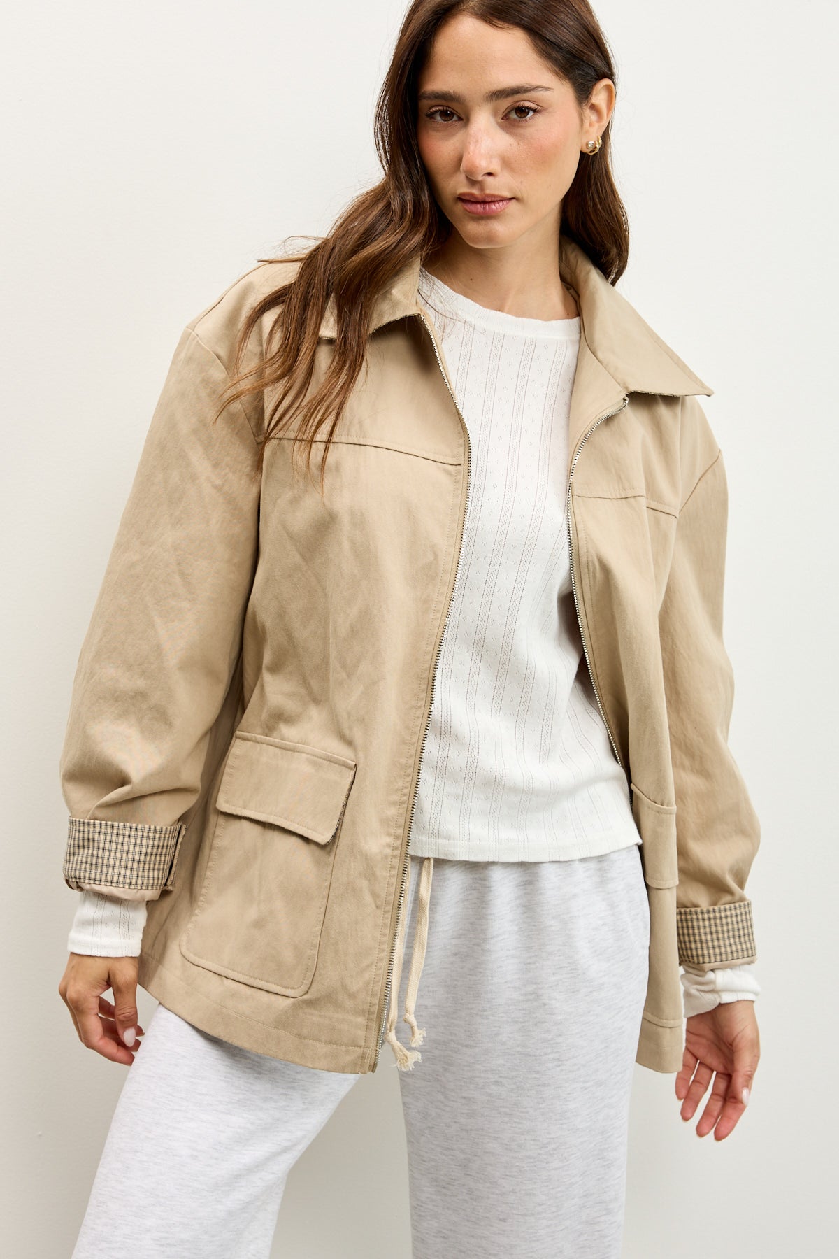 ג׳קט ברוקלין  בז