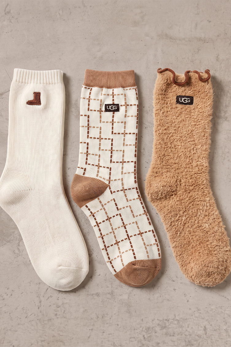 מארז 3 זוגות גרבי UGG Classic Crew שמנת ובז