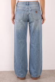 ABRAND ג׳ינס 00 SUPER LOW & WIDE CASSIDY RECYCLED