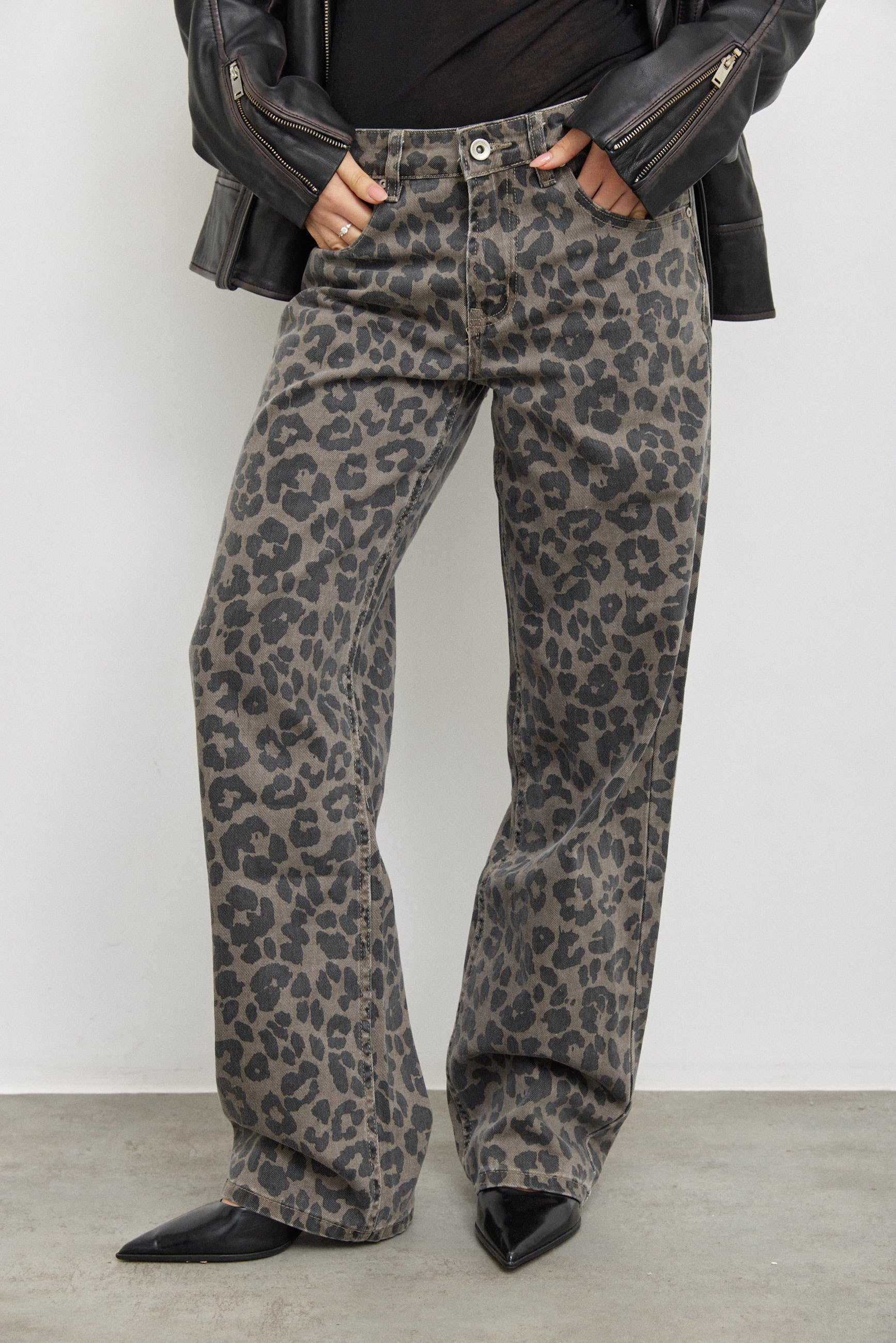 UTR ג׳ינס Latite Grey Bengal