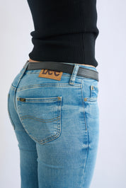 חגורת עור קלאסית שחורה