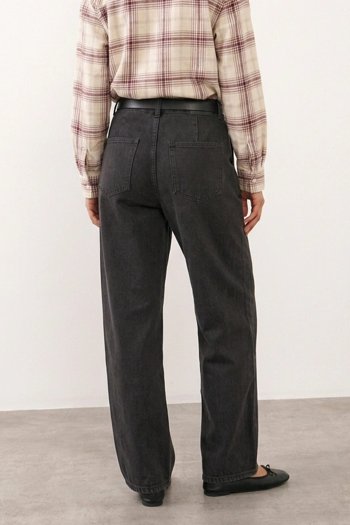 UTR ג׳ינס FARO BLACK DENIM