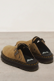 DR. MARTENS ZEBZAG MULE DARK BROWN