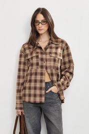 חולצה מכופתרת משובצת חום