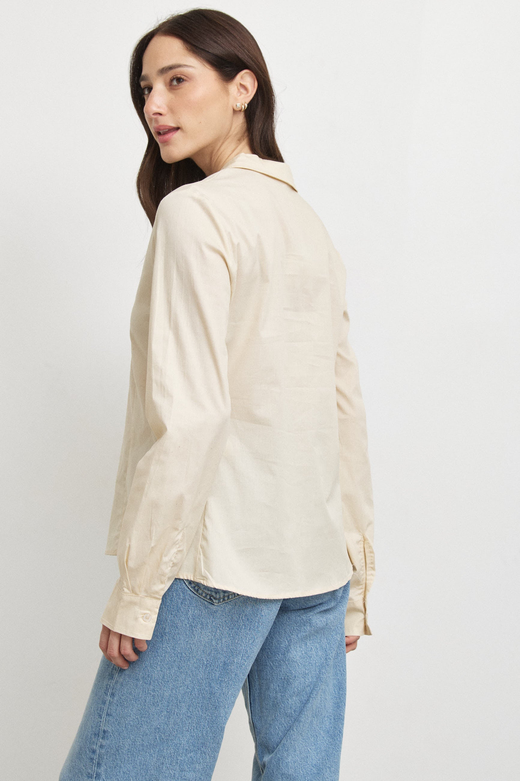 חולצה מכופתרת כותנה חמאה