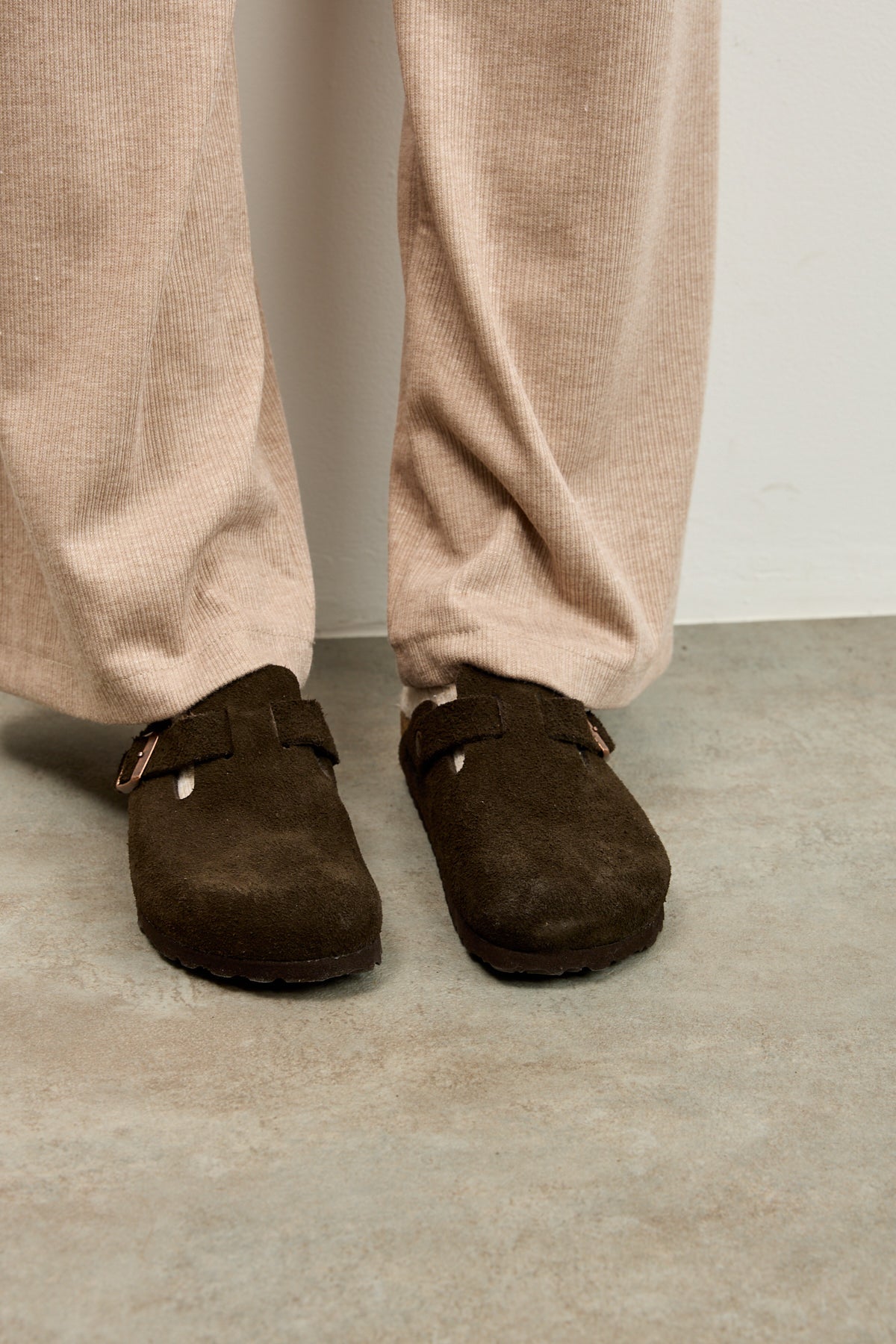 כפכפי בירקנשטוק דגם בוסטון מוקה