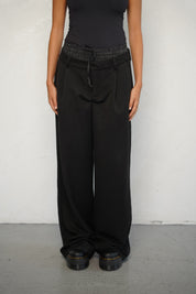 מכנס לומינה מחויט בוקסר שחור