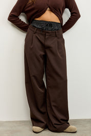 מכנס לומינה מחויט בוקסר חום