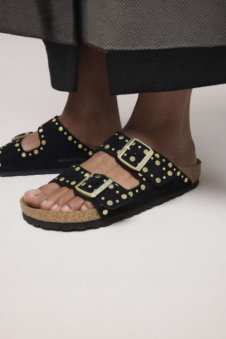 כפכפי בירקנשטוק דגם אריזונה שחור ניטים