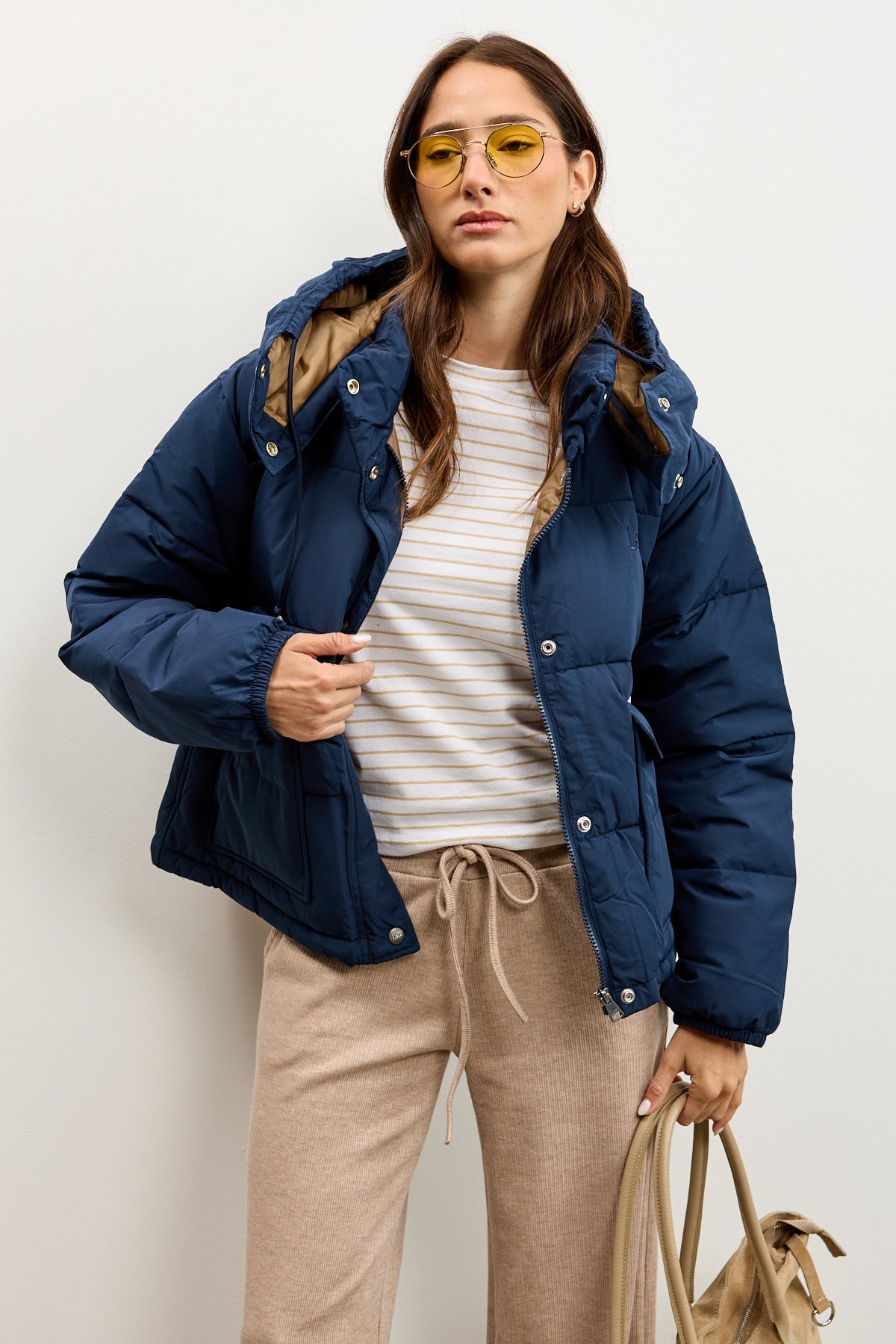 LEE ג׳ינס SHORT PUFFER WITH HOOD RIVET NAVY