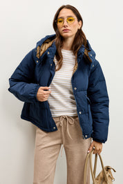 LEE ג׳ינס SHORT PUFFER WITH HOOD RIVET NAVY