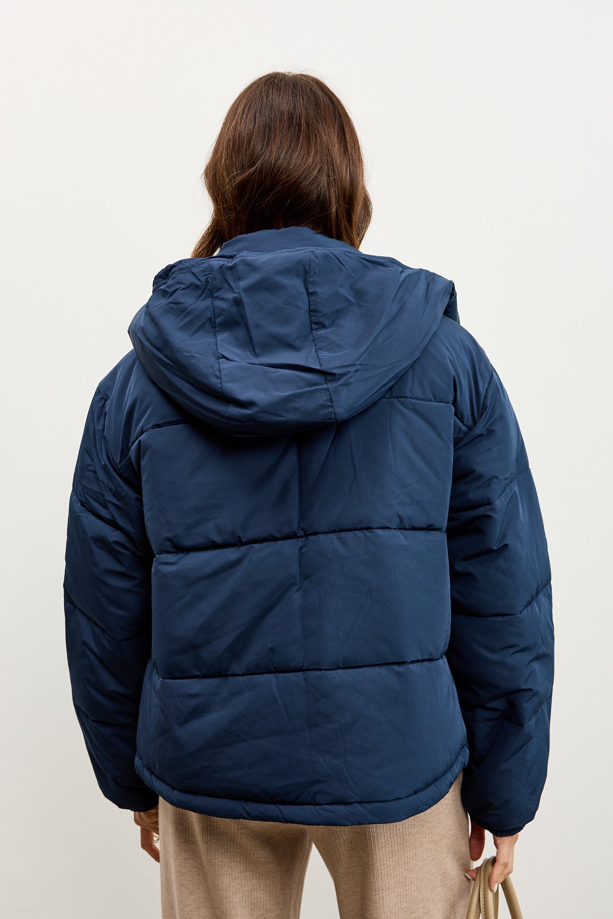 LEE ג׳ינס SHORT PUFFER WITH HOOD RIVET NAVY
