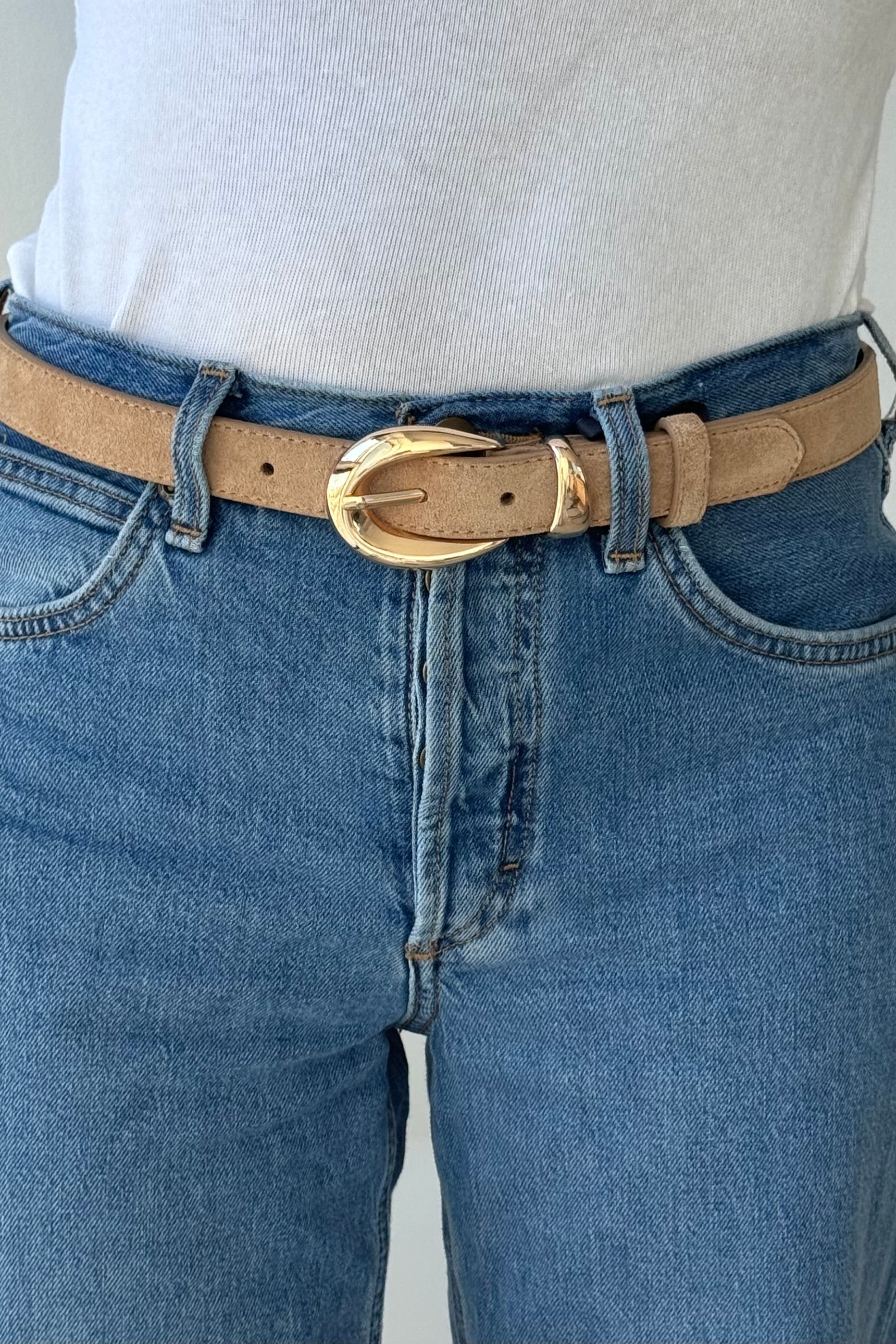 חגורת עור אליפסה בז