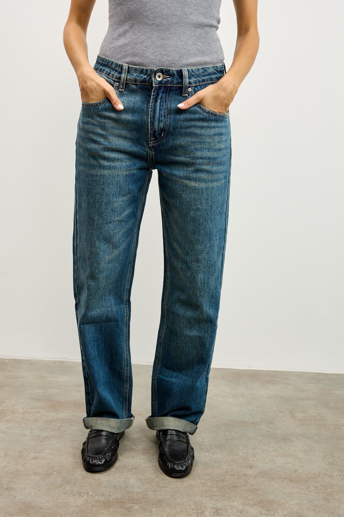 UTR ג׳ינס JADE DUST BLUE