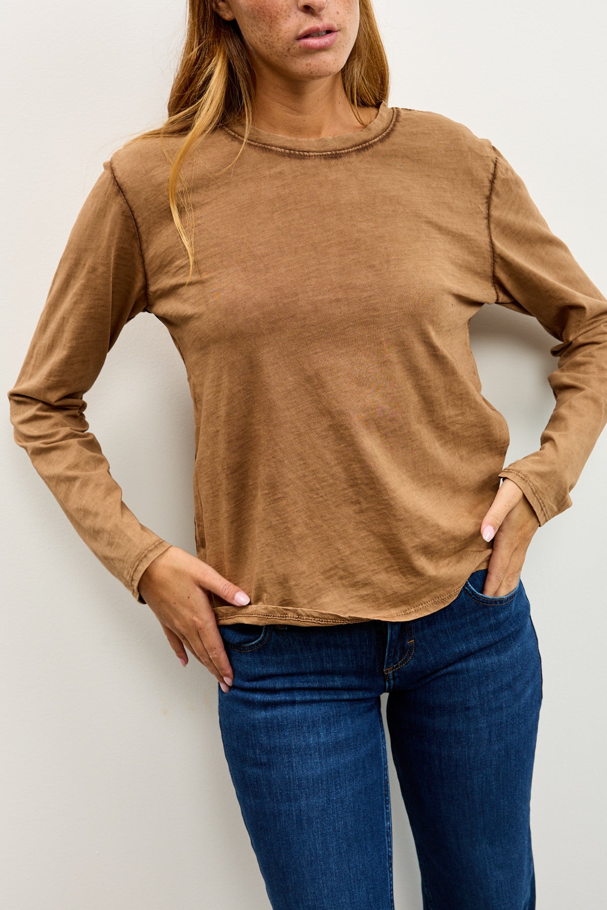 חולצת אלכס ניקי שרוול ארוך חום