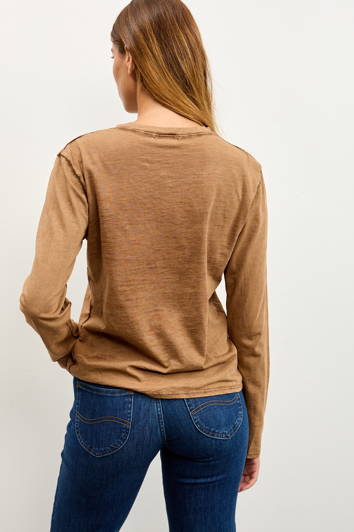 חולצת אלכס ניקי שרוול ארוך חום