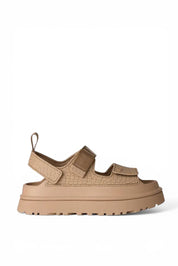 סנדלי UGG GOLDENGLOW EMBOSSED SAND