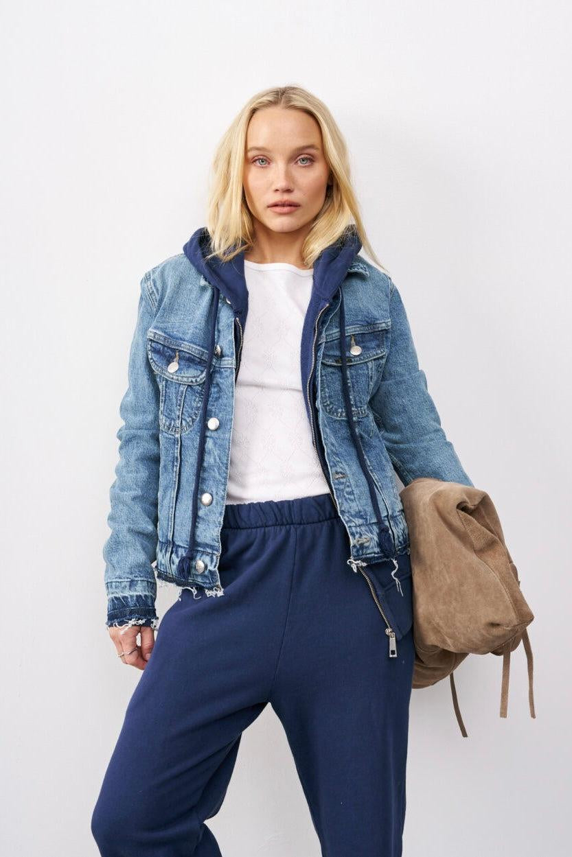 קפוצ׳ון בייסיק דונה כחול