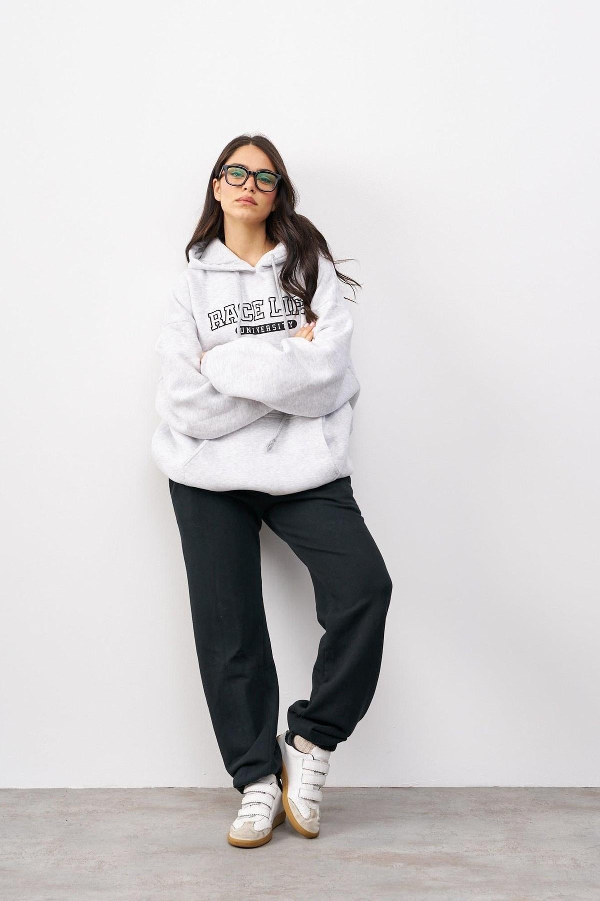 סווטשירט קפוצ׳ון אוברסייז אפור