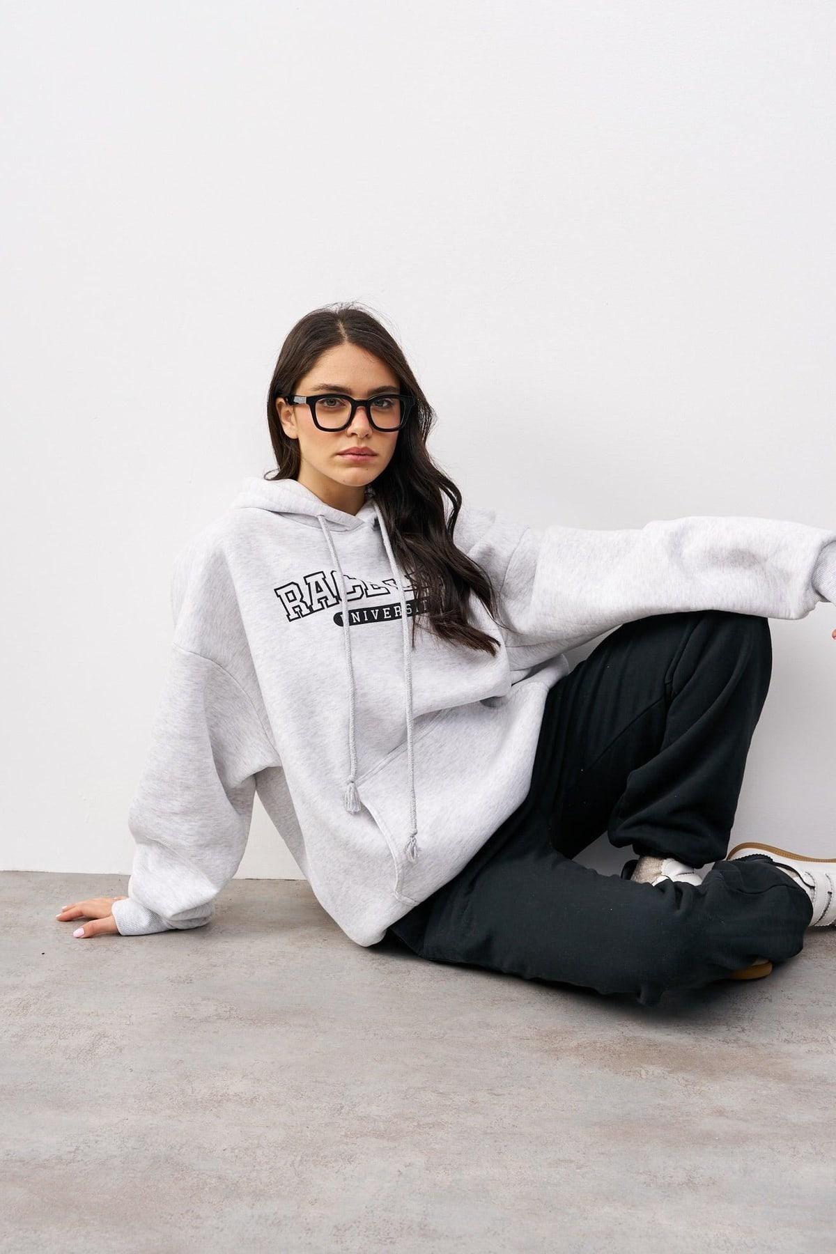 סווטשירט קפוצ׳ון אוברסייז אפור