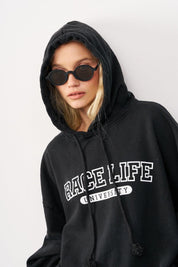 סווטשירט קפוצ׳ון אוברסייז שחור