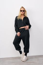 סווטשירט קו מכנס בשילוב רוכסן שחור