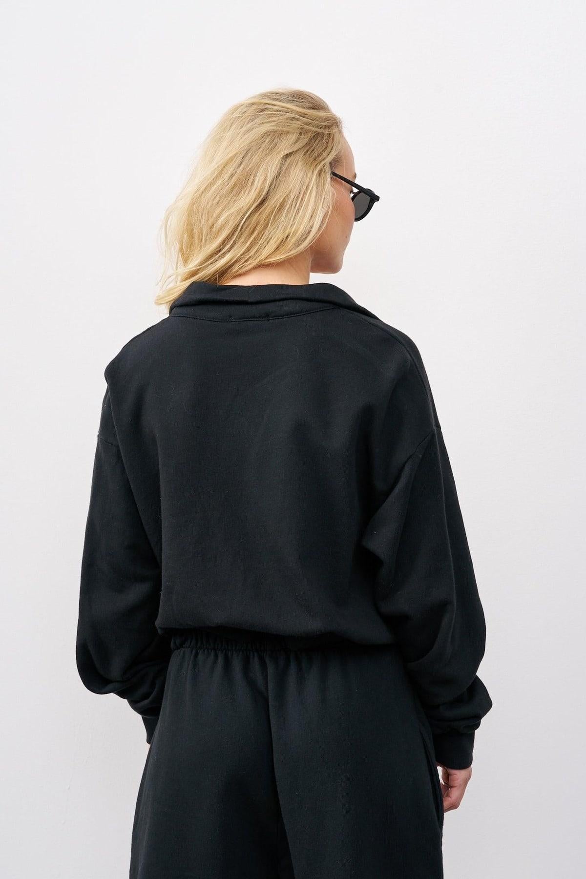 סווטשירט קו מכנס בשילוב רוכסן שחור